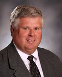 Gerald R Lee