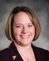 Carol L Deweerd