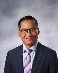 Eric T Nguyen