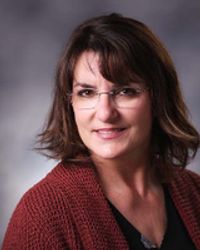 Sandra M Sawicki