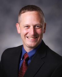 Eric R DeJong