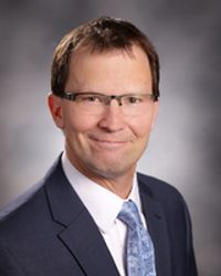 Robert D Lang