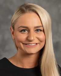 Kristen R Cecil