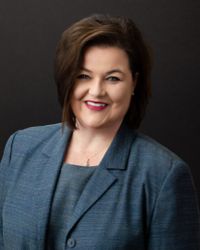 Kristi M Toennies
