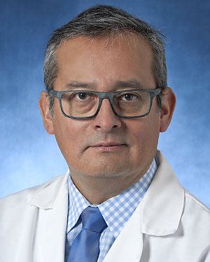 Juan Ricardo Carhuapoma, MD