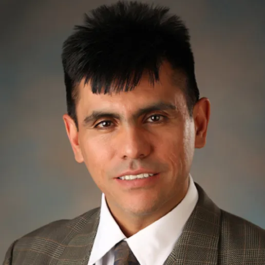 Sergio Flores Aceituno, MD