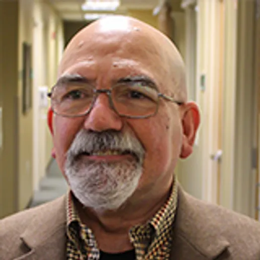 Gilberto Robles Jr, MD