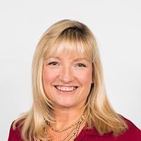 Karie L DeVries