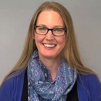 Jennifer L Hopp