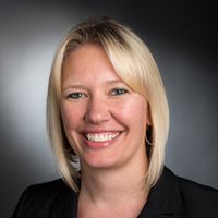 Jennifer L Pretz