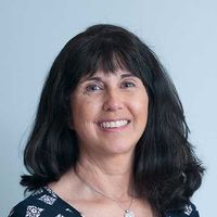 Lorraine M Schratz