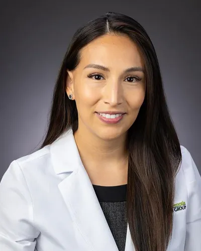 Claudia Lara, MD