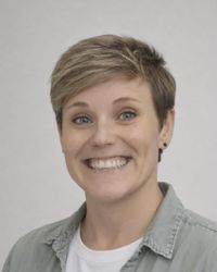 Nicole Holland