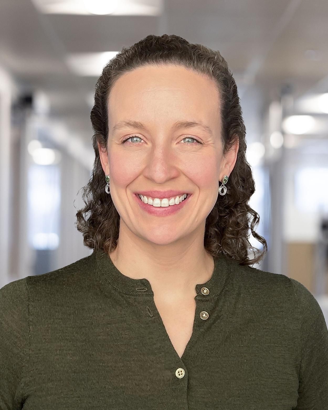 Lindsay Taylor, MD