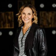 Amy L Howe
