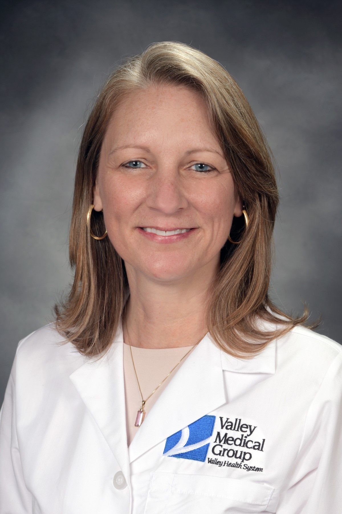 Alice Nagy, APN