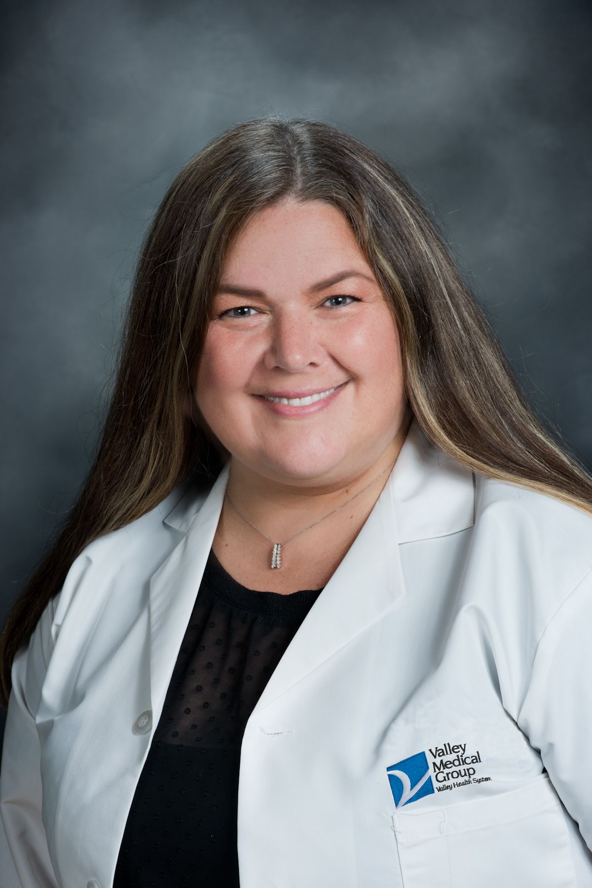Cara Curry, APN